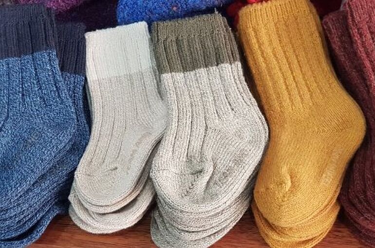 socks-4830299_960_720