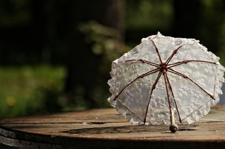 parasol-2348289_960_720