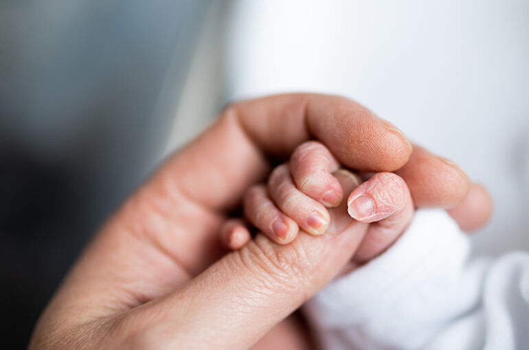 istockphoto-1371783077-170667a