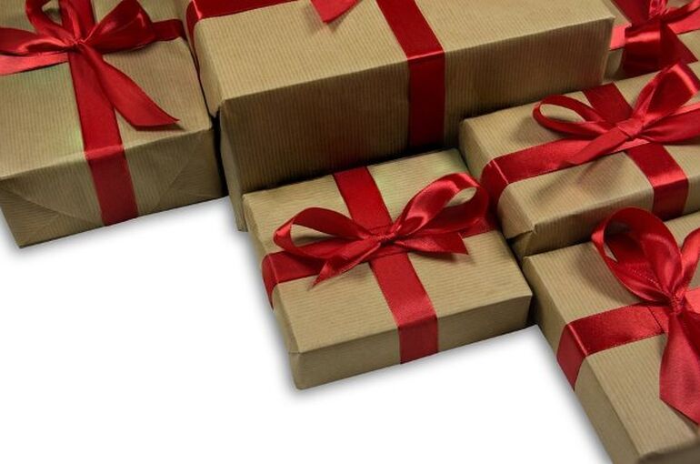 package-6909093_960_720