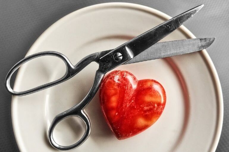 scissors-3132883_960_720