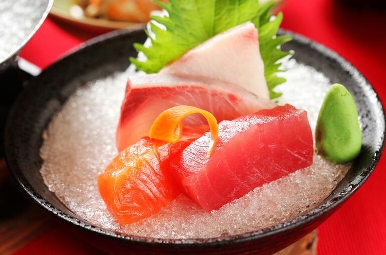raw-fish-slice-1879676_1280