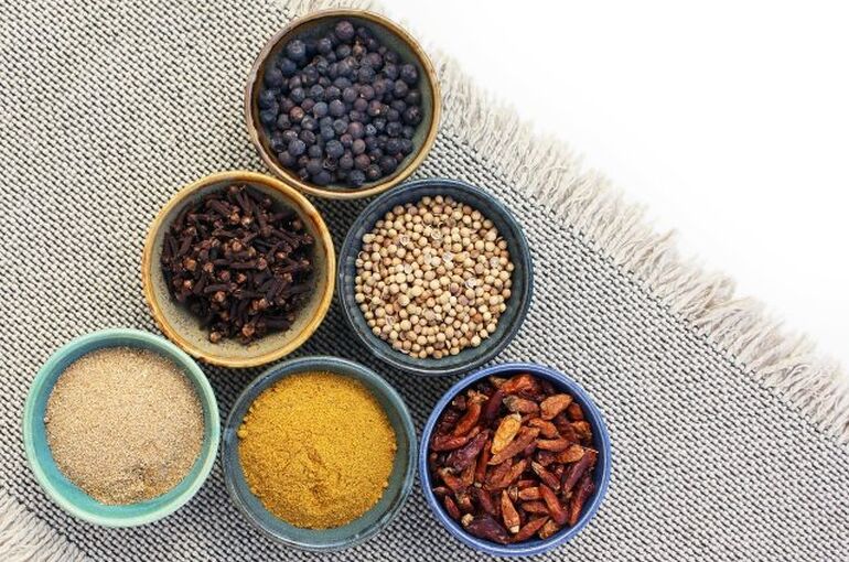 spices-667115_1280