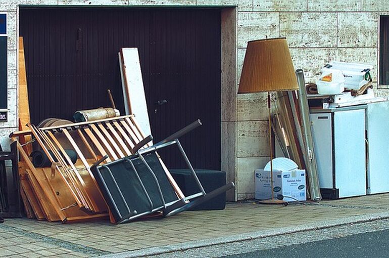 bulky-waste-6517349_640