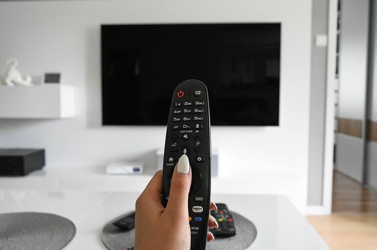 tv-4308537_640