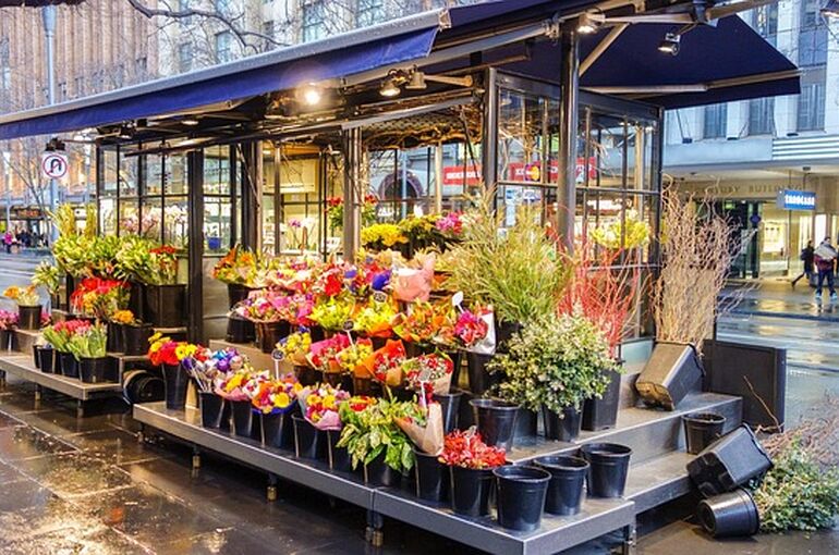 flowershop-966459_640