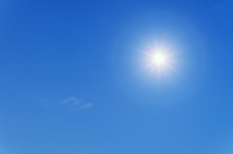 sun-3588618_640