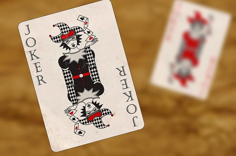 playing-cards-1068147_640