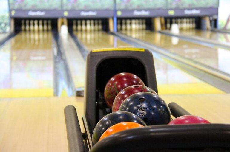 bowling-237905_1280