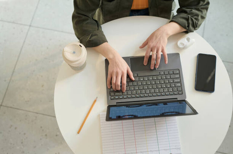 istockphoto-1921978375-612x612