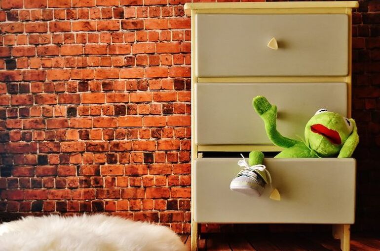 cabinet-2012944_1280