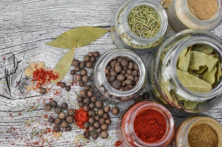 spices-2548653_960_720