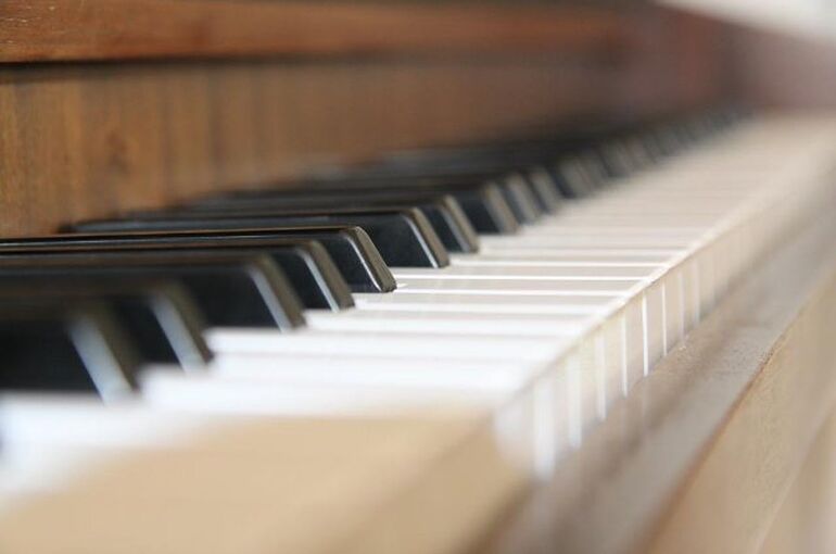 piano-623182_960_720