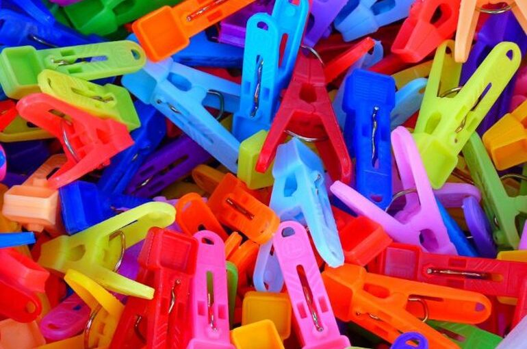 clothespins-43231_960_720