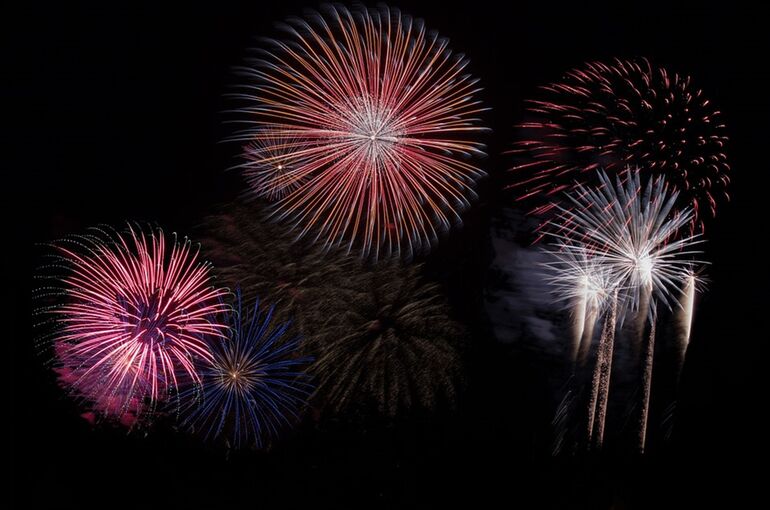 fireworks-879461_960_720