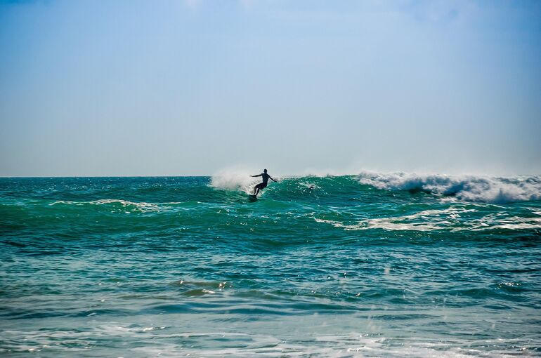 postcardtrip-surf-4456537_1920