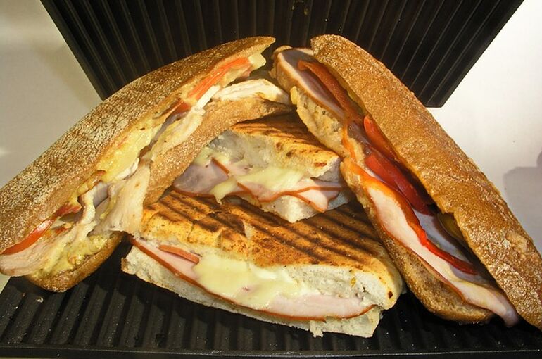 sandwich-1577891_640