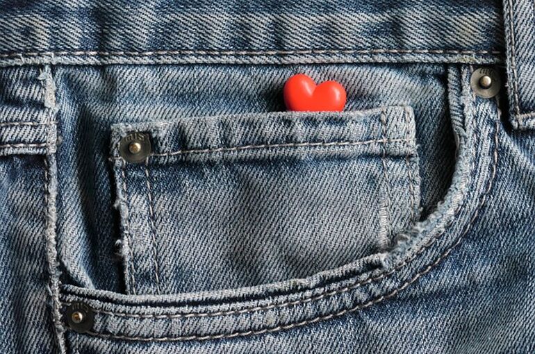 jeans-8170757_640