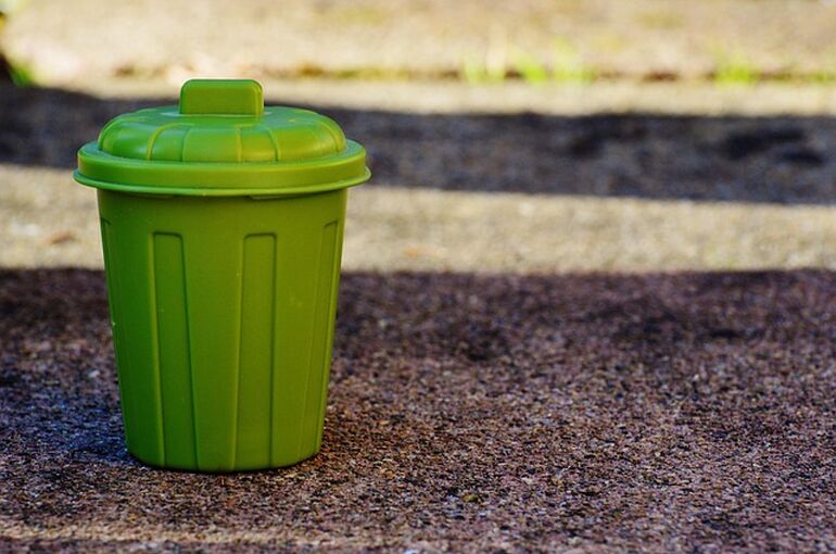 garbage-can-1111448_640