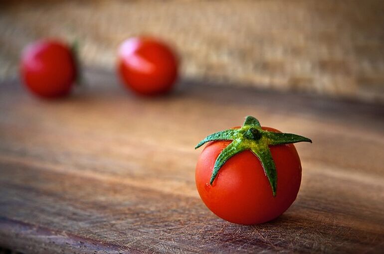tomato-1205699_640